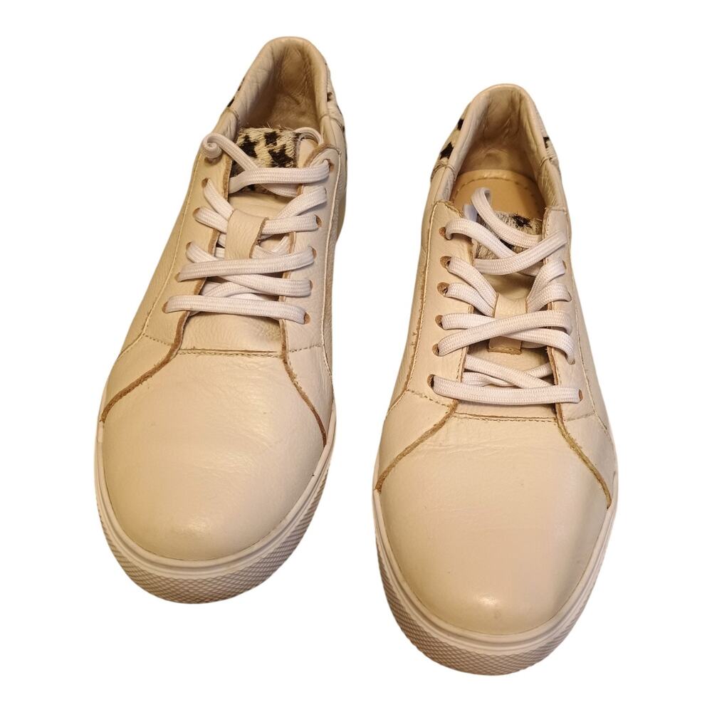 KAANAS Women's Size 7‎ Leather Calf Hair With Black Stars Beige Sneakers Preppy